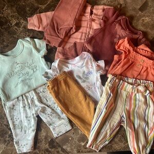 Carter’s Newborn lot! Never worn! New without tags! 4 outfits! One zip hoodie!
